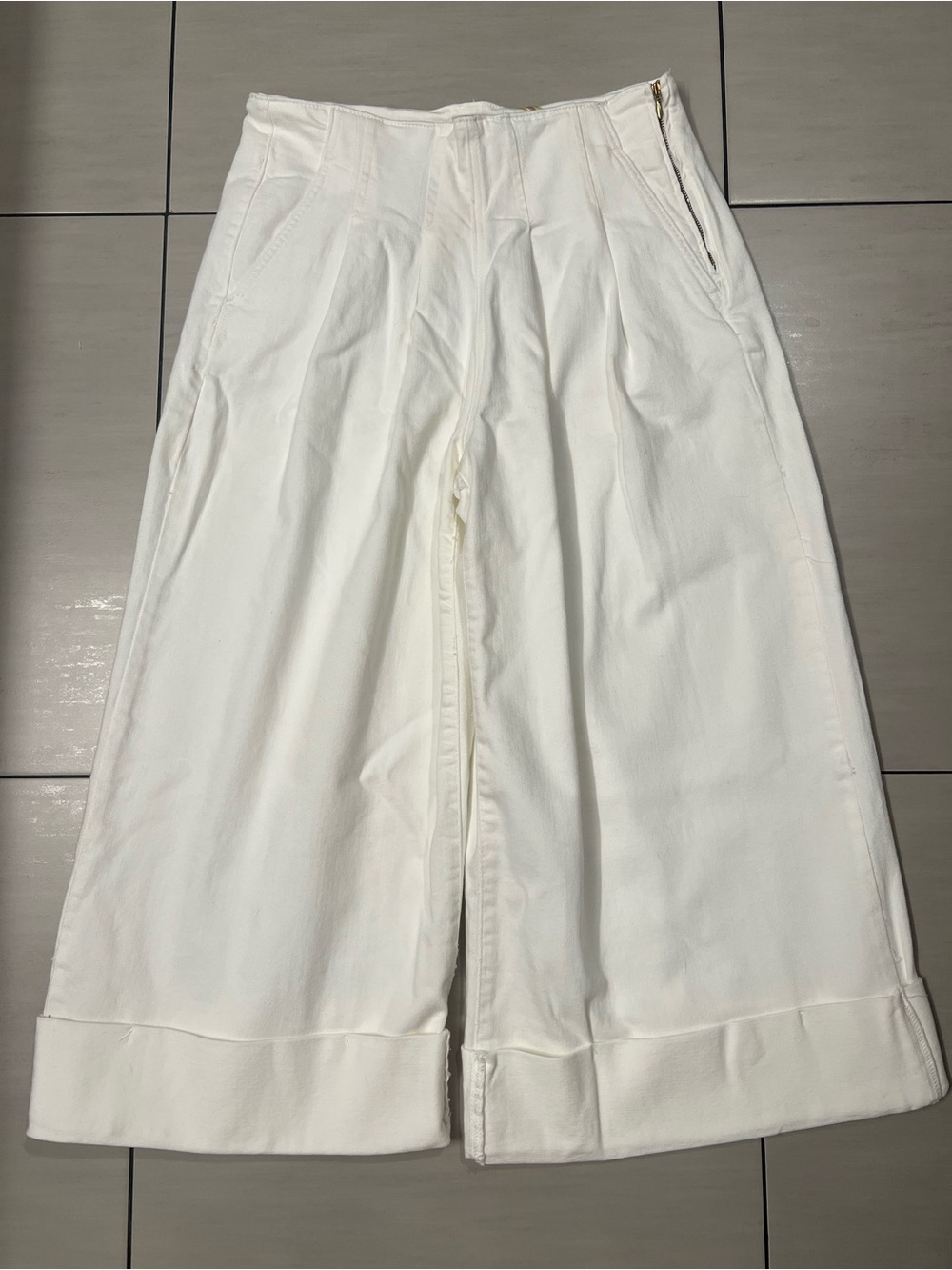 NWOT Anthropologie Maeve Wide-Leg Pleated Culottes Jeans Size 27